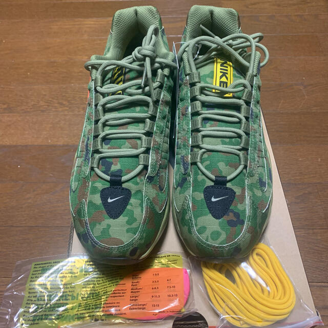 NIKE(ナイキ)の新品　AIR MAX TRIAX 96 SP CT5543-300 メンズの靴/シューズ(スニーカー)の商品写真