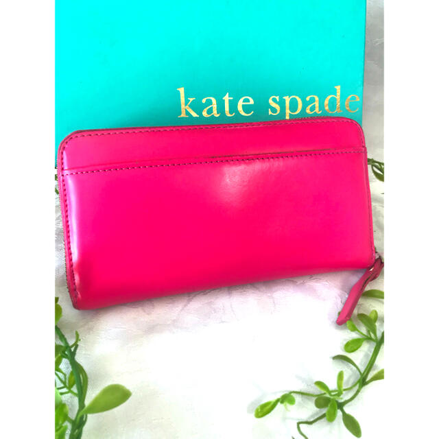 kate spade new york(ケイトスペードニューヨーク)の⭐️美品⭐️kate spade⭐️ラウンドファスナー長財布 レディースのファッション小物(財布)の商品写真