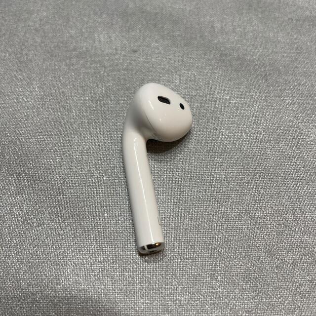 Apple - エアーポッズ AirPods 第一世代 左耳のみ L 片耳の通販 by さっち's shop|アップルならラクマ Apple - エアーポッズ AirPods 第一世代 左耳のみ L 片耳の通販 by さっち's shop|アップルならラクマ