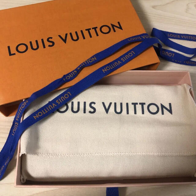 LOUIS VUITTON(ルイヴィトン)の【正規品】ルイ ヴィトン 長財布　ダミエ レディースのファッション小物(財布)の商品写真