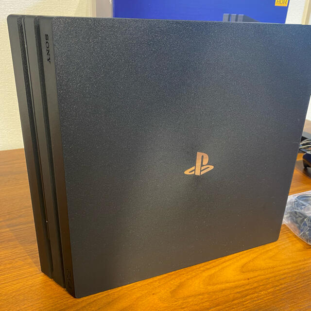 PlayStation4(プレイステーション4)の早い者勝ち❗️PS4 Pro 1T ❗️ソフト4本付き❗️ エンタメ/ホビーのゲームソフト/ゲーム機本体(家庭用ゲーム機本体)の商品写真