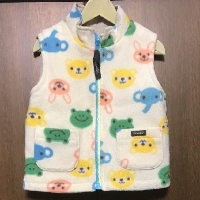 3can4on(サンカンシオン)のリバーシブル ベスト 90 キッズ/ベビー/マタニティのキッズ服男の子用(90cm~)(ジャケット/上着)の商品写真