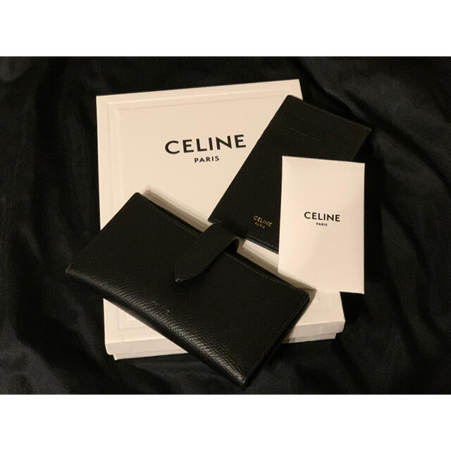 celine(セリーヌ)のCELINE iPhoneカバー スマホ/家電/カメラのスマホアクセサリー(iPhoneケース)の商品写真