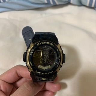 ジーショック(G-SHOCK)のG-SHOCK ゴールド　ブラック(腕時計(デジタル))