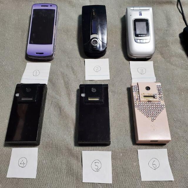 【り】ドコモ　ガラケー　その6　6品