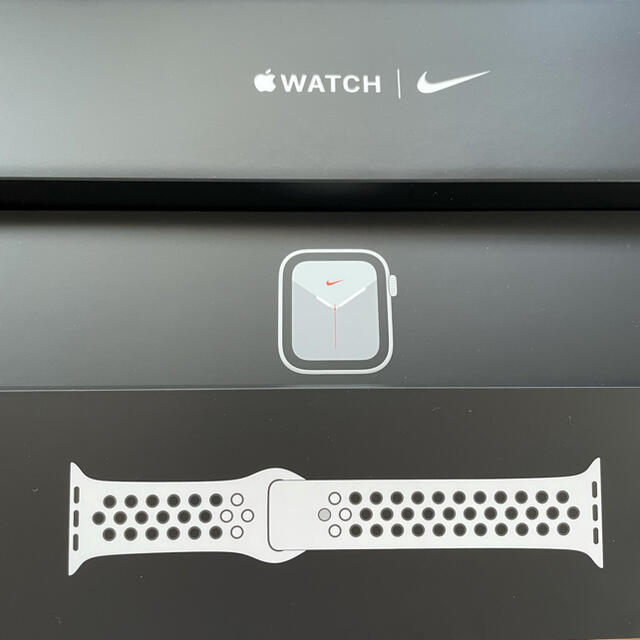 Apple Watch series6 40mm NIKEモデル