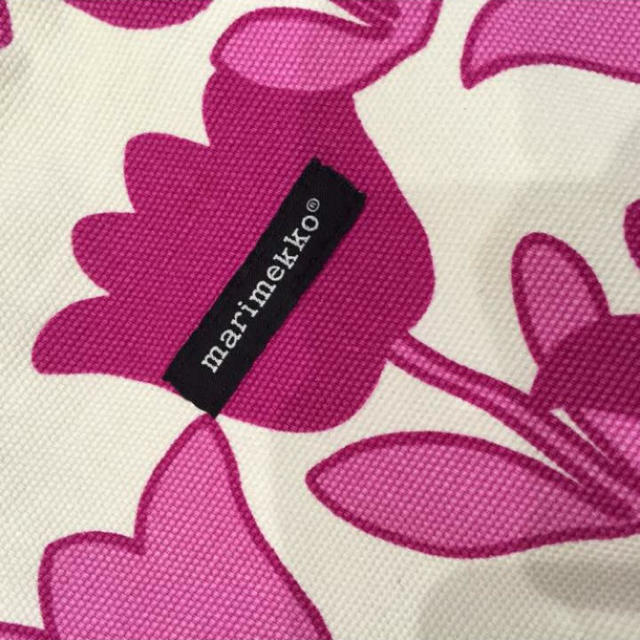 marimekko(マリメッコ)のマリメッコ チューリップショルダーバッグ レディースのバッグ(ショルダーバッグ)の商品写真