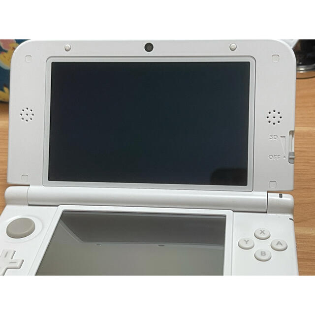 ニンテンドー3DS(ニンテンドー3DS)の30分限定 セール 3DSLL  本体 ピンク 充電器 エンタメ/ホビーのゲームソフト/ゲーム機本体(家庭用ゲーム機本体)の商品写真