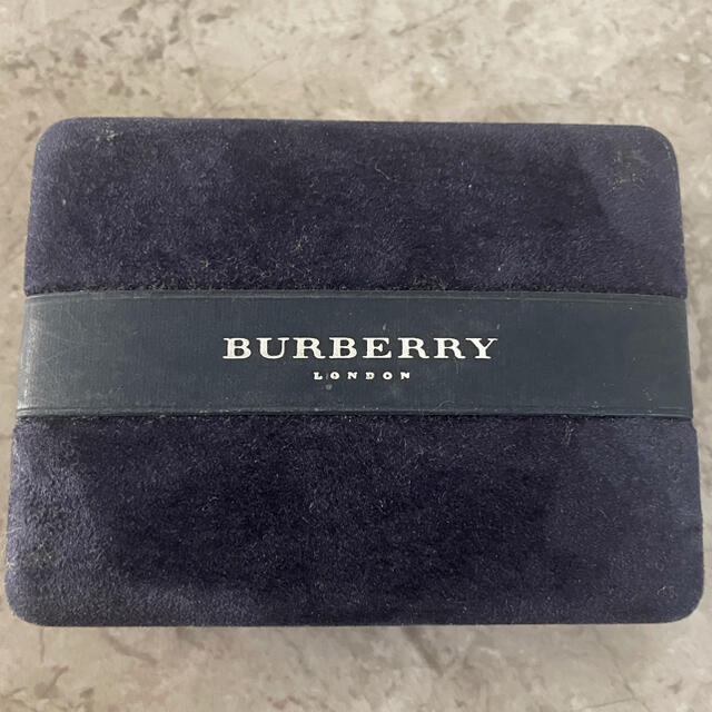 BURBERRY(バーバリー)のバーバリー　カフス メンズのファッション小物(カフリンクス)の商品写真