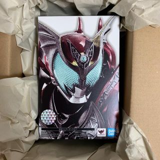 バンダイ(BANDAI)のS.H.Figuarts (真骨彫製法) 仮面ライダーダークキバ (特撮)