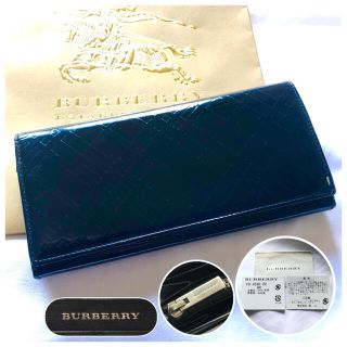 バーバリー(BURBERRY)の極美品⭐️バーバリー ノバチェック エナメルレザー ブラック 折りたたみ長財布(財布)