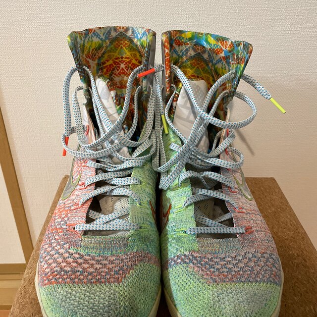 NIKE(ナイキ)のkobe9 elite what the kobe 28cm メンズの靴/シューズ(スニーカー)の商品写真