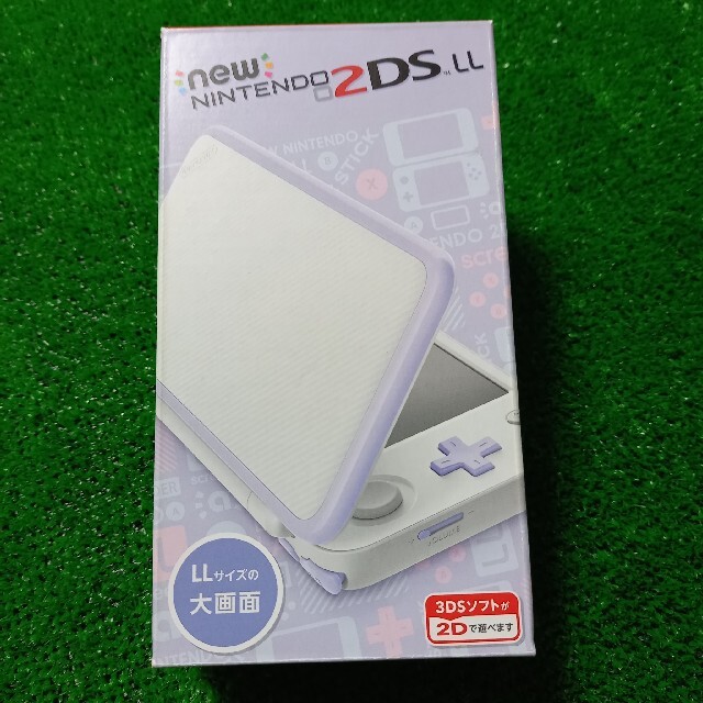 ニンテンドー2DS(ニンテンドー2DS)のNewニンテンドー2DS LL ホワイト×ラベンダー 充電用ACアダプター付き エンタメ/ホビーのゲームソフト/ゲーム機本体(携帯用ゲーム機本体)の商品写真