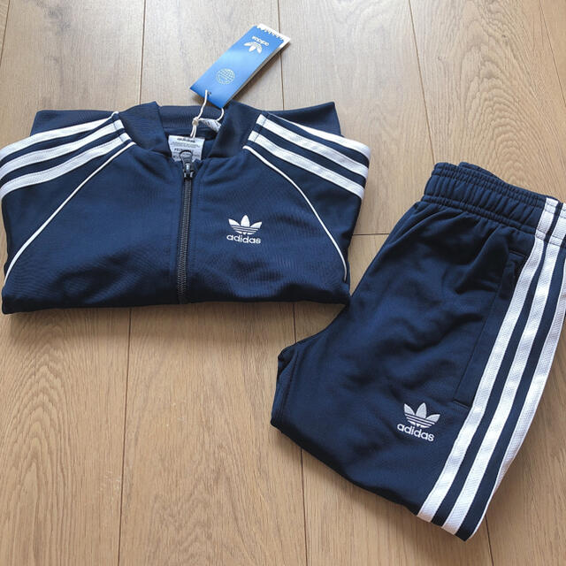 adidasオリジナル紺色　ジャージ上下セット♡