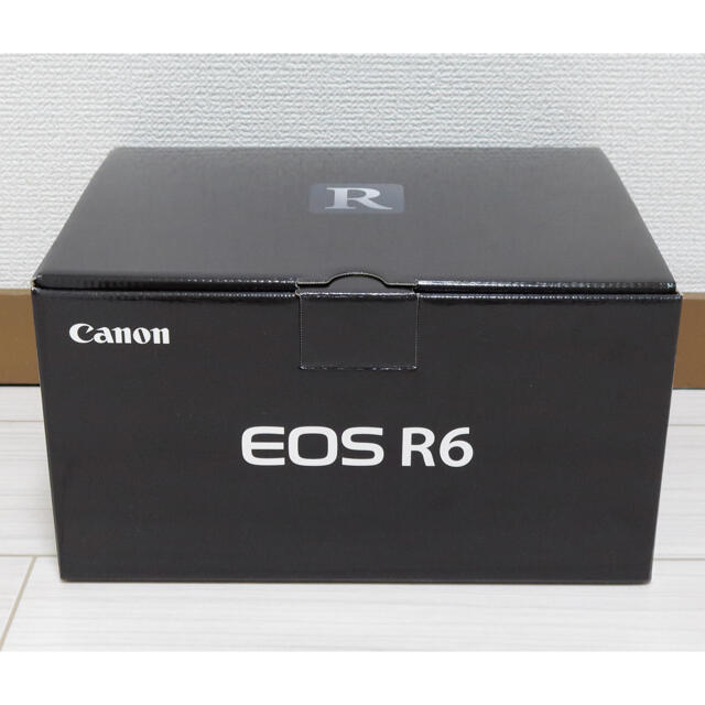 キャノン　Canon EOS R6 ボディ　新品未使用