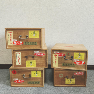 【専用】薬箱 常備薬 木箱 小物入れ 卓上収納 収納箱 古道具 アンティーク(小物入れ)