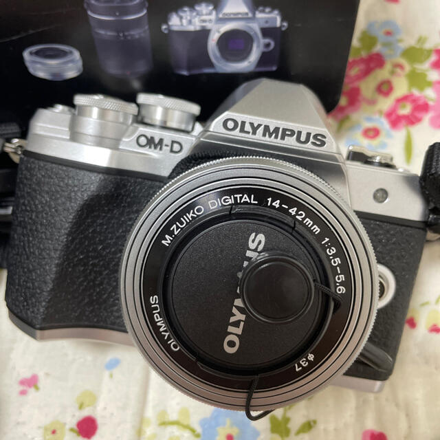 OLYMPUS - OLYMPUS OM-D E-M10 Mark III EZダブルズームキットの通販