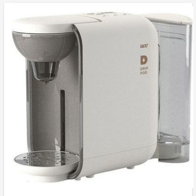 UCC コーヒーメーカー　ドリップポッド本体と専用カプセル１４個 スマホ/家電/カメラの調理家電(コーヒーメーカー)の商品写真