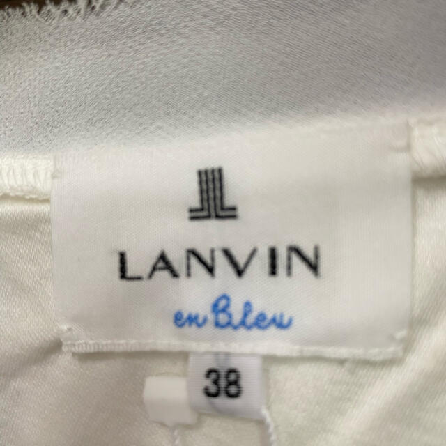 LANVIN en Bleu(ランバンオンブルー)の新品未使用　タグ付き　ランバンオンブルー　Tシャツ　半袖　38サイズ レディースのトップス(Tシャツ(半袖/袖なし))の商品写真