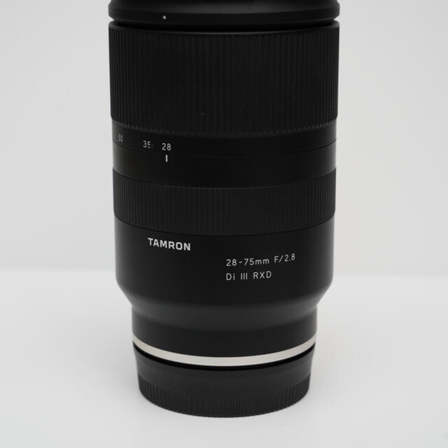 TAMRON(タムロン)のTAMRON 28-75mm f2.8 DIiii RXD スマホ/家電/カメラのカメラ(レンズ(ズーム))の商品写真