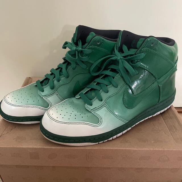 NIKE DUNK HI SUPREME SPARK