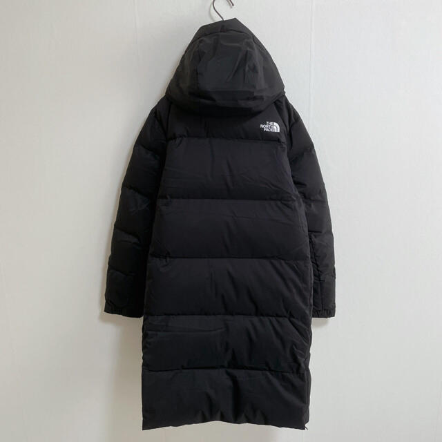 THE NORTH FACE(ザノースフェイス)の本日限定 未使用タグ付 ノースフェイス ロングダウン 160 レディースM L レディースのジャケット/アウター(ダウンジャケット)の商品写真