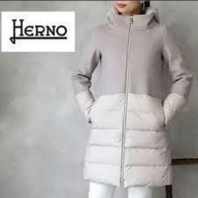 新品 20万 名品 ヘルノ ミックスダウンコートMサイズ 数量限定激安 HERNO ニット切替 ダウン コート 38 ネイビー 定価20万 ダウンジャケット