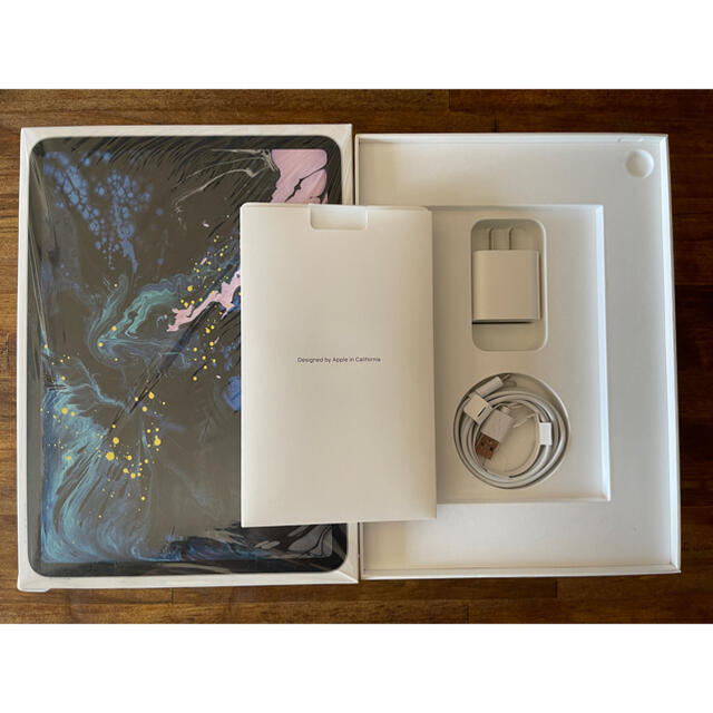 Apple(アップル)の中古美品 iPad Pro 11インチ Wi-Fi 512GB シルバー  スマホ/家電/カメラのPC/タブレット(タブレット)の商品写真