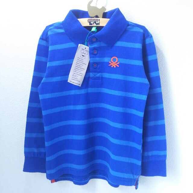 BENETTON(ベネトン)の新品 BENETTON KIDS ポロシャツ風 長袖 ボーダートップス 110㎝ キッズ/ベビー/マタニティのキッズ服男の子用(90cm~)(Tシャツ/カットソー)の商品写真