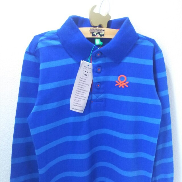 BENETTON(ベネトン)の新品 BENETTON KIDS ポロシャツ風 長袖 ボーダートップス 110㎝ キッズ/ベビー/マタニティのキッズ服男の子用(90cm~)(Tシャツ/カットソー)の商品写真