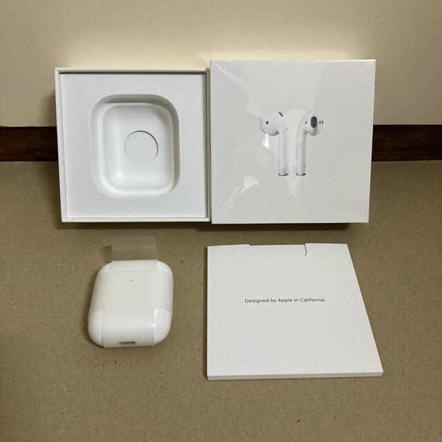 全品送料0円 - Apple 【中古美品】AirPods ケーブルなし 第2世代 Case Wireless ヘッドフォン/イヤフォン -  raffles.mn