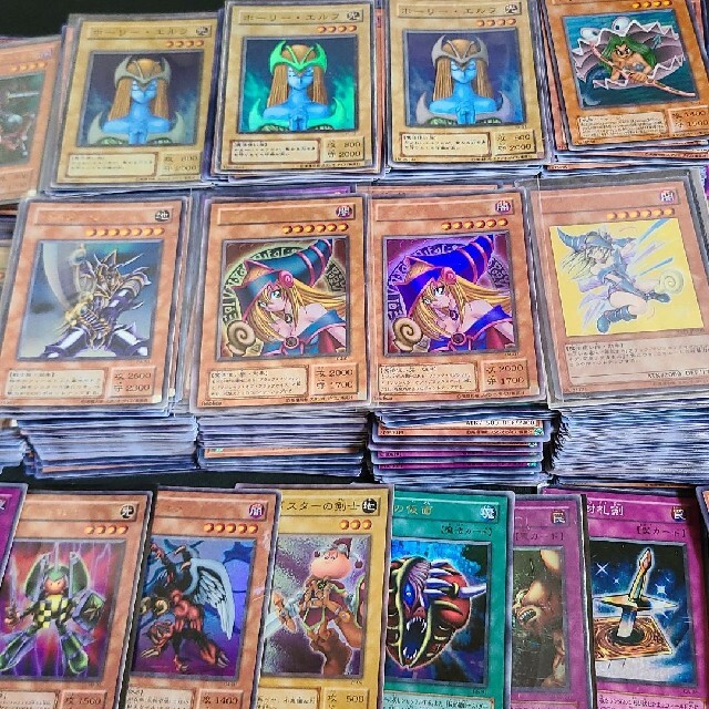 ト送料込 【ラスト出品】遊戯王 引退品 まとめ売り 大量 ブラック