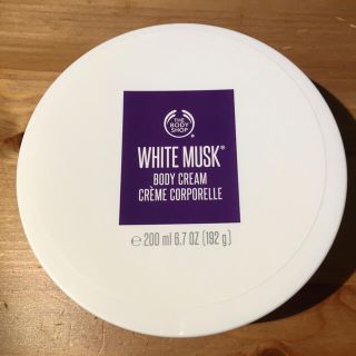 ザボディショップ(THE BODY SHOP)の新品未開封 ザボディショップ ホワイトムスク ボディクリーム 200ml (ボディローション/ミルク)