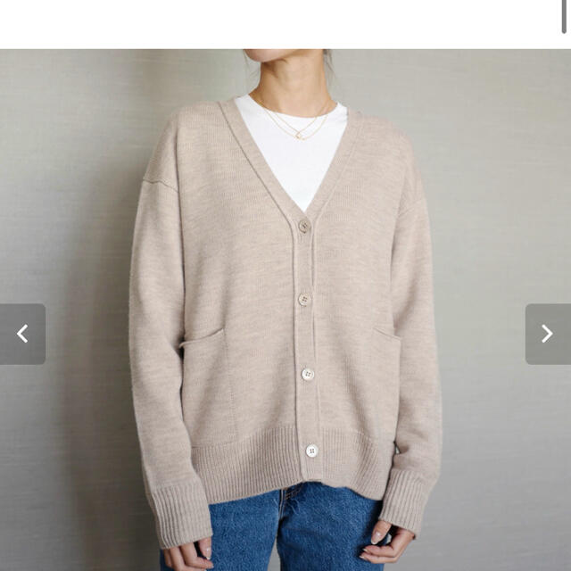 DEUXIEME CLASSE(ドゥーズィエムクラス)のayako Knit Cardigan Beige   レディースのトップス(カーディガン)の商品写真