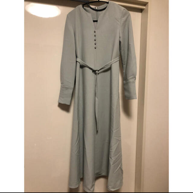 Ameri VINTAGE(アメリヴィンテージ)の完売新品 Ameri UNDRESSED BACK TUCK DRESS レディースのワンピース(ロングワンピース/マキシワンピース)の商品写真