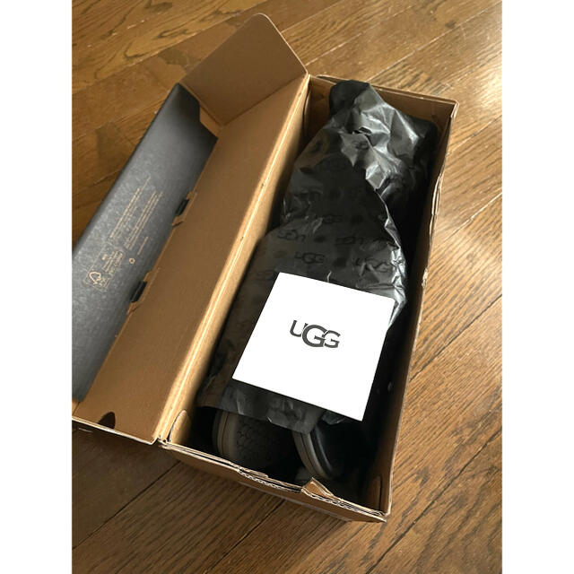 UGG サンダル　スリッパ　ブラック