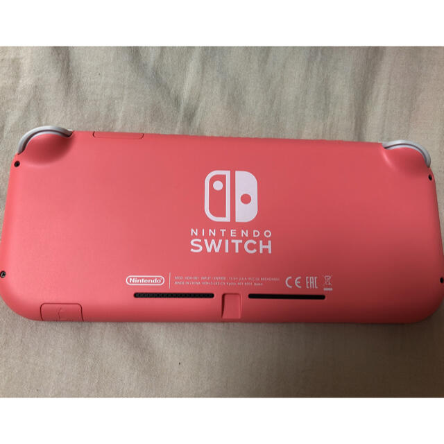 Nintendo Switch Lite Coral