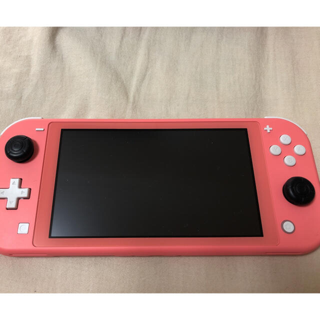 Nintendo Switch Lite Coral