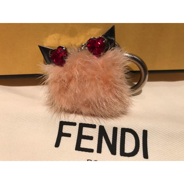 FENDI(フェンディ)の正規保証　フェンディ  レア　チャーム　ハート　モンスター好きに ハンドメイドのファッション小物(バッグチャーム)の商品写真