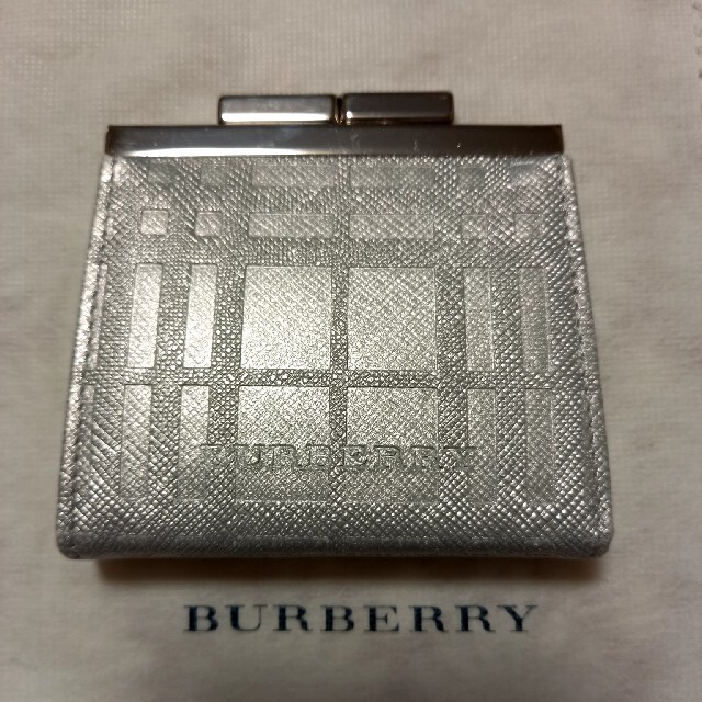 BURBERRY(バーバリー)のBURBERRY バーバリー がま口　コインケース ブラウン　小銭入れ レディースのファッション小物(コインケース)の商品写真