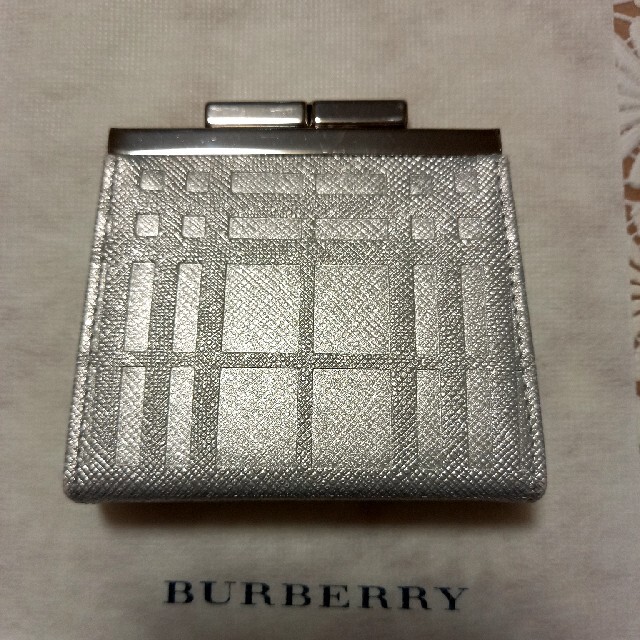 BURBERRY(バーバリー)のBURBERRY バーバリー がま口　コインケース ブラウン　小銭入れ レディースのファッション小物(コインケース)の商品写真