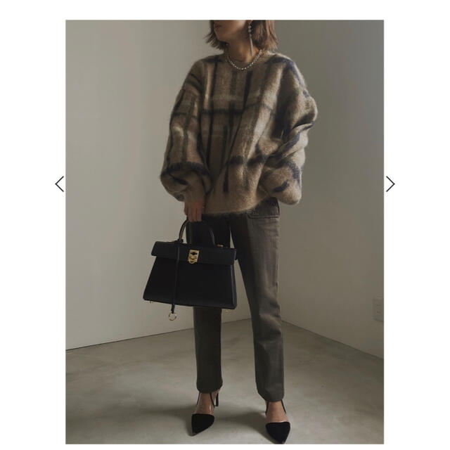 Ameri VINTAGE(アメリヴィンテージ)のAmeri アメリ　PAINT CHECK FLUFFY KNIT ニット レディースのトップス(ニット/セーター)の商品写真