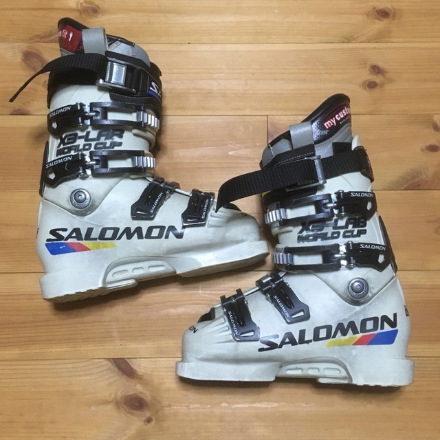 SALOMON(サロモン)のサロモン　スキーブーツ スポーツ/アウトドアのスキー(ブーツ)の商品写真