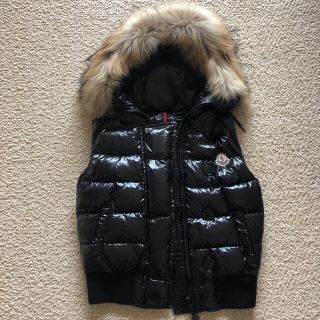 モンクレール(MONCLER)のモンクレールダウンベスト(ダウンベスト)