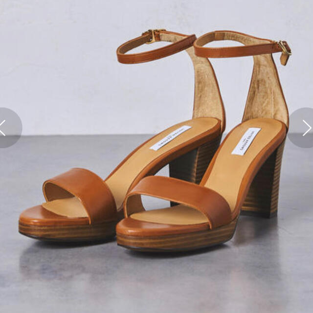 UNITED ARROWS(ユナイテッドアローズ)のユナイテッドアローズ UWCSアンクルストラップサンダル レディースの靴/シューズ(サンダル)の商品写真
