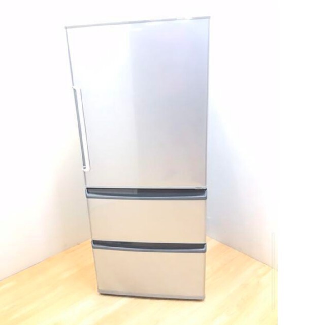 neopao 様専用　冷蔵庫　AQUA　シルバー　　自炊向きサイズ スマホ/家電/カメラの生活家電(冷蔵庫)の商品写真