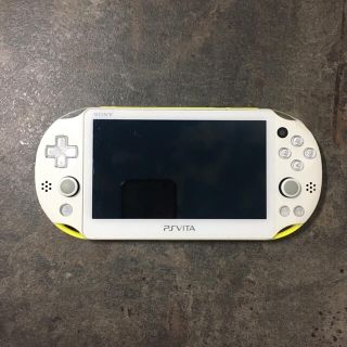 PlayStation vita イエロー　本体　カセット付き