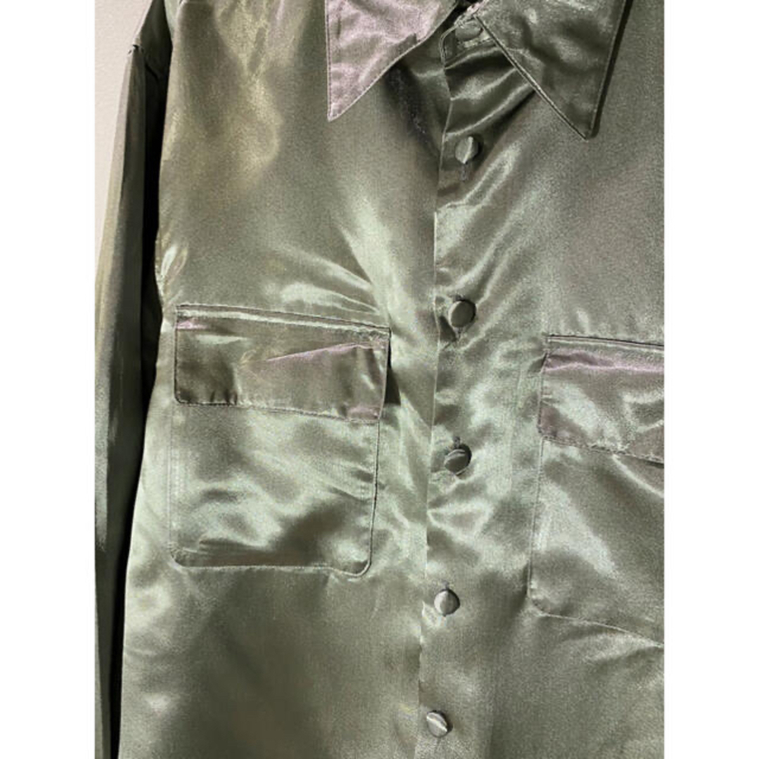 古着 ビンテージ 長袖 シャツ オーバーサイズ ポリシャツ ダーク シルバー レディースのトップス(シャツ/ブラウス(長袖/七分))の商品写真