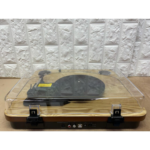 ION Audio Max LP レコードプレーヤー USB端子 スピーカー内蔵 スマホ/家電/カメラのオーディオ機器(ポータブルプレーヤー)の商品写真