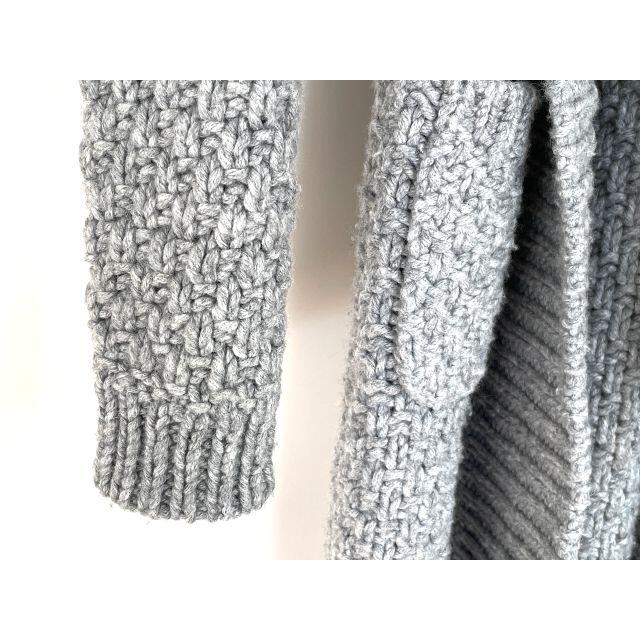 Loro Piana(ロロピアーナ)のロロピアーナ　定価80万　カシミヤ　ロングカーディガン　38　フォックスファー レディースのジャケット/アウター(ニットコート)の商品写真